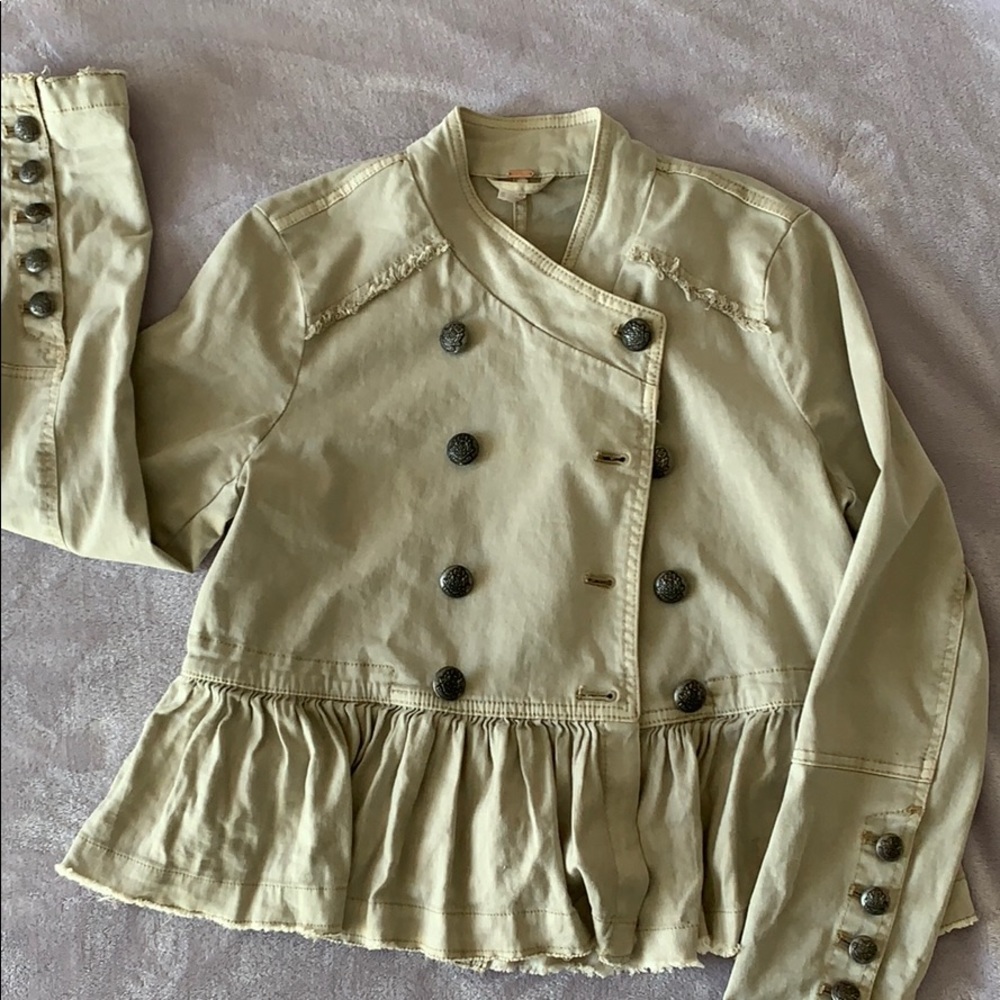 🎉 Free People Ruffled Military Jacket